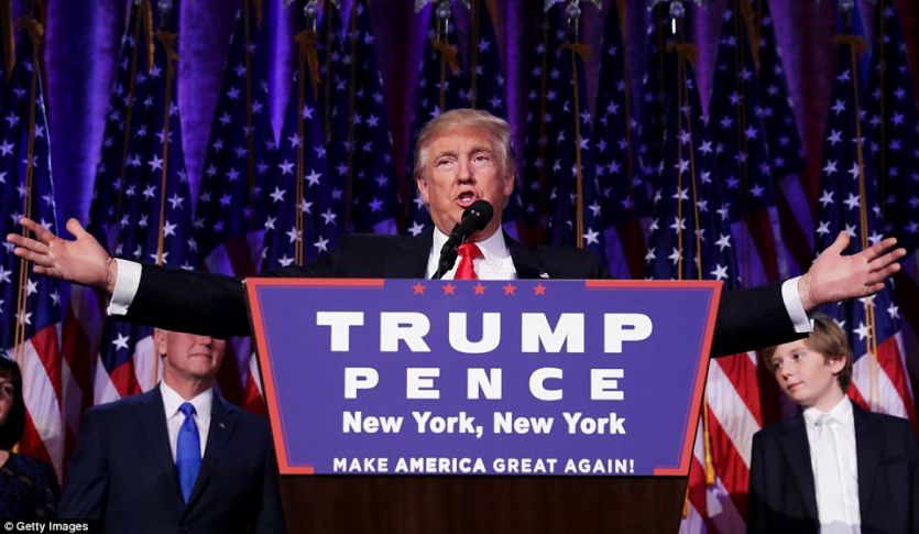 us election 2016 live डोनाल्ड ट्रंप बने अमरीका के 45वें राष्ट्रपति; बोले-सबको साथ लेकर चलना है