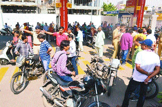 surat पुलिस को आज सतर्क रहने के निर्देश