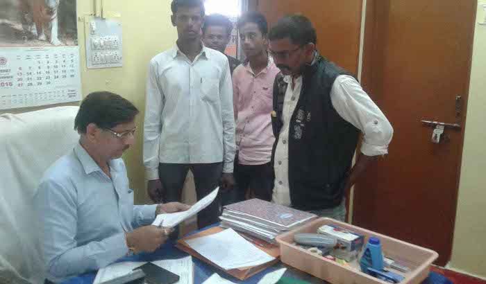 MP Agricultural Produce Market, धान की उपज वापस ले गए किसान