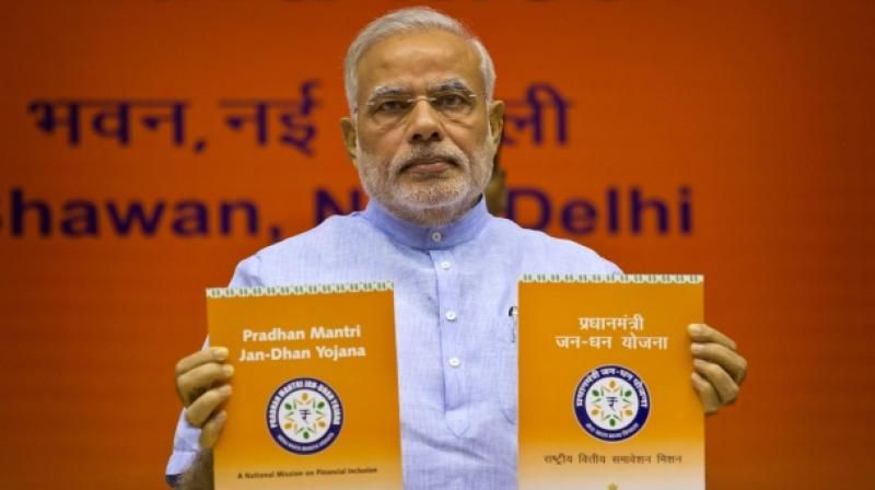 Jan Dhan account get Rs 10,000 beneficiaries जनधन खातों से निकासी की सीमा तय, अब इतने रुपए निकलेंगे
