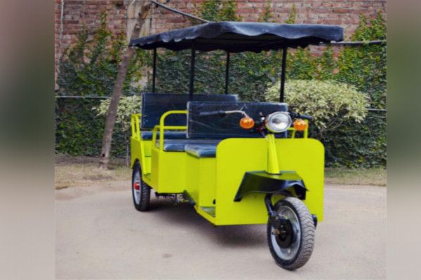 e-rickshaws, भीड़भाड़ वाली जगहों से आज से ऑटो रिक्शा बंद, ऐसे करें सफर