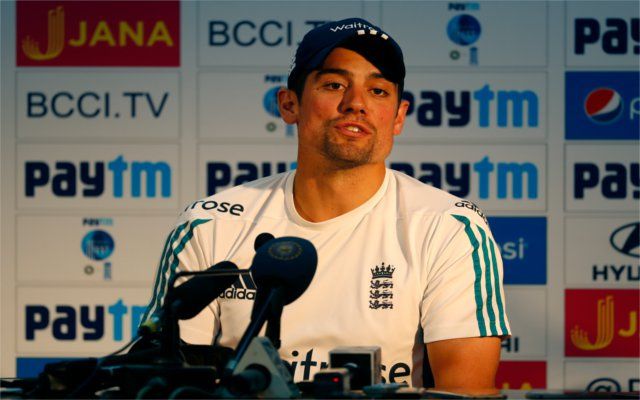 alestair Cook धौनी की टीम उम्रदराज थी और कोहली की युवा: कुक