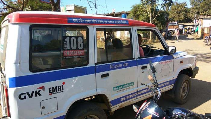 rural hospitals ambulance जननी एक्सप्रेस की जगह अब दौड़ेंगी दीनदयाल 108 एंबुलेंस