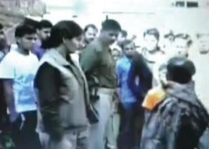 aag 'मामूली बात' पर घर में लगाई आग पत्नी की मौत, पति की हालत नाजुक
