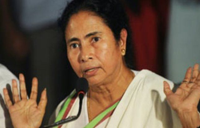 kolkata news नोटबंदी वापस लो नहीं तो मोदी वापस जाओ: ममता बनर्जी