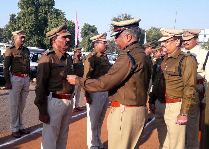 IG, Jabalpur division परेड: तोंद देखकर जब आईजी ने दिया फिटनेस का मंत्र