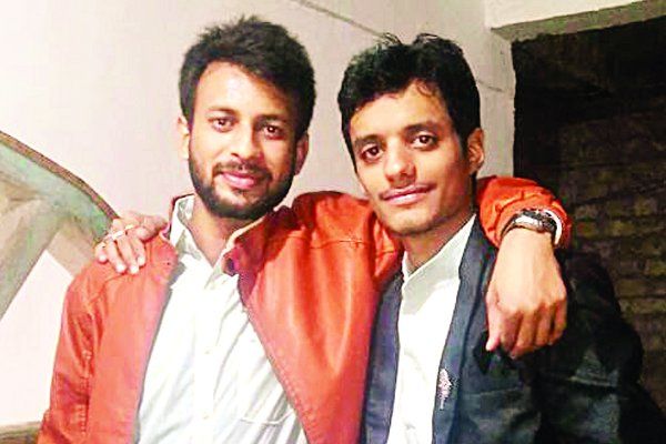shishir and ashutosh माता-पिता साथ थे और दोस्तों के सहारे से मारी बाजी, पीएससी में हुए सिलेक्ट
