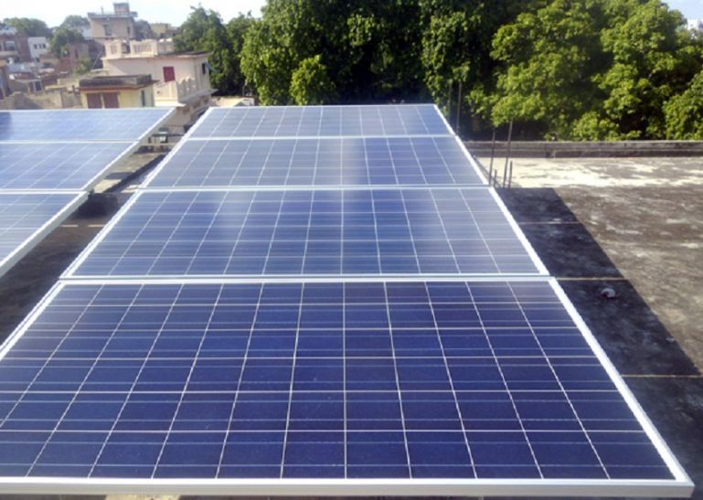 Solar light अब सोलर लाइट से रोशन होगा नगर निगम