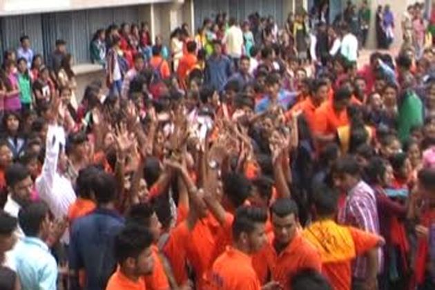 student union election छात्रसंघ चुनाव: दो गुटों में जमकर बवाल और फायरिंग, पिस्टल सहित छात्रनेता गिरफ्तार