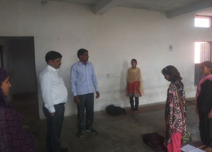gwalior बच्चे थे 120 दर्ज, हाजिर मिला एक