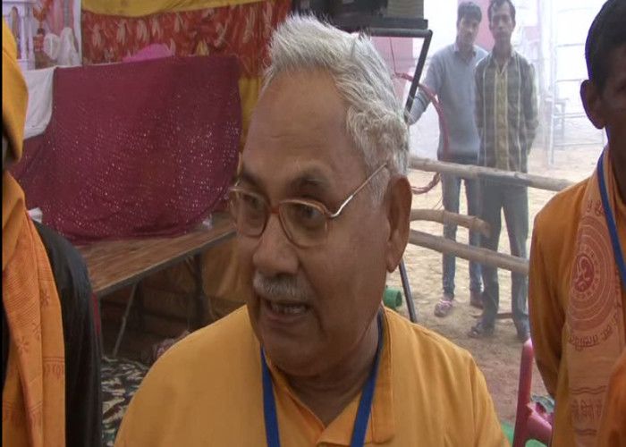 Akhil Bhartiya शहीद जवानों की आत्मशांति और पाकिस्तान के खात्मे के लिए डाली गयी महायज्ञ में आहुति
