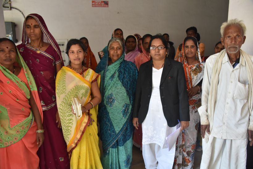 chhindwara विधायक की जमीन पर क्यों नहीं फेंकते कचरा