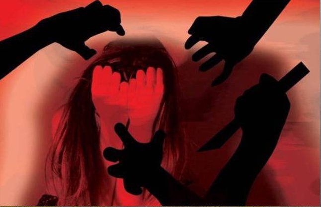Gangerape 8 लोगों ने विवाहिता के साथ किया दुष्कर्म, क्षुब्ध पति ने खाया जहर