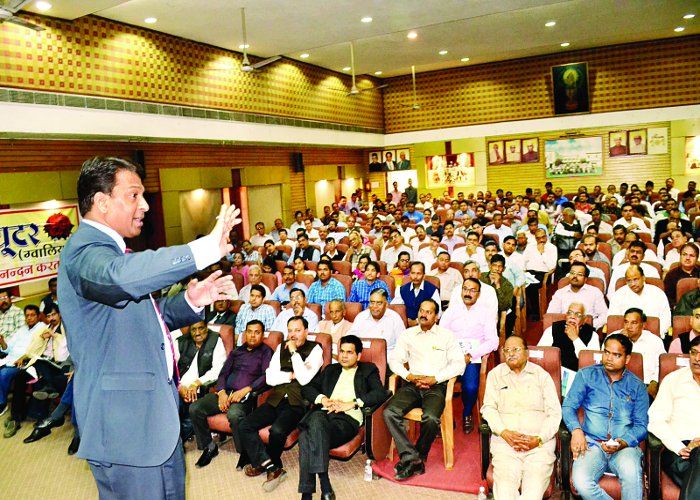 seminar on gst जानिये जीएसटी पर सेमिनार के दौरान क्या बोले एक्सपर्ट