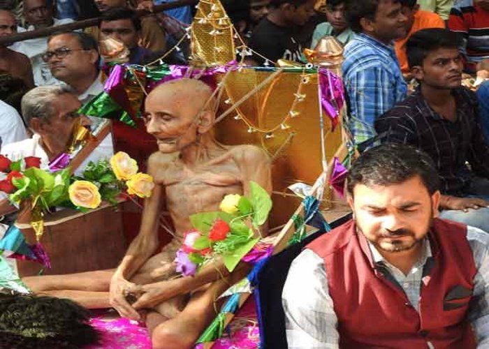 jain muni vishbaruchi मृत्यु का आभास होते ही छोड़ा भोजन, सात दिन बाद ले ली समाधी