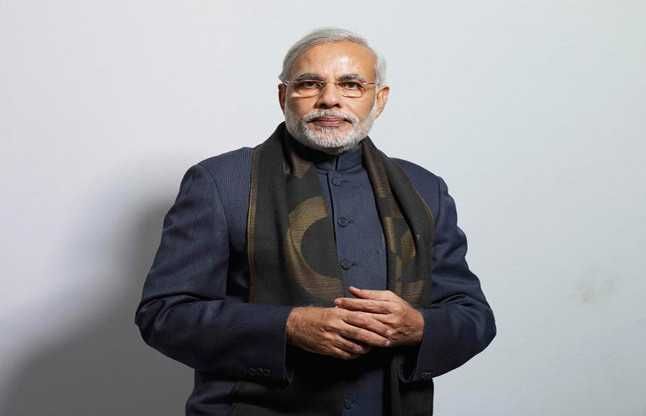 pm modi questioned ministries about varanasi 'पीएम मोदी ने अपने सूट पर खर्च किए 70 करोड़'