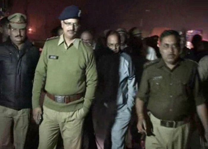 UP Police आगजनी और पथराव करने वाले 200 उपद्रवियों पर केस दर्ज, 8 गिरफ्तार
