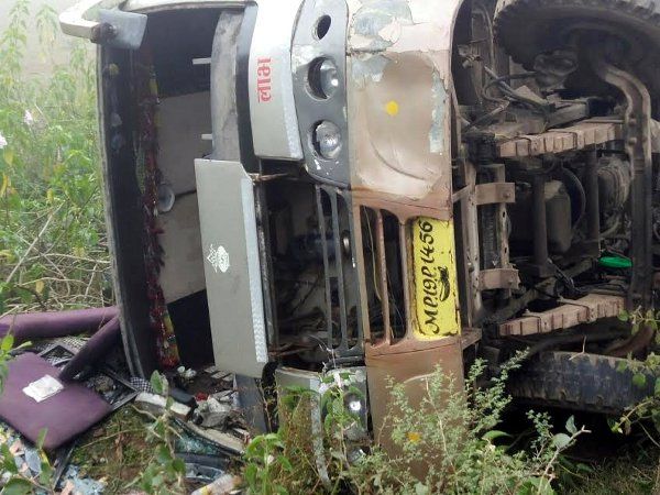 Road accident 3 killed विंध्य में कोहरे ने मचाया कोहराम, पहले दिन 4 सड़क हादसों में 3 ने गंवाई जान
