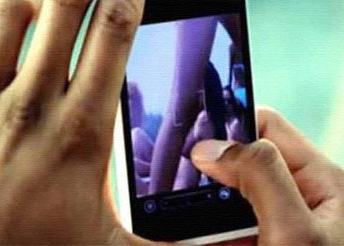 MMS वायरल हुआ युवती का अश्लील वीडियो, होने वाले पति ने देखा तो तोड़ दी सगाई!
