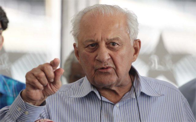 Shahryar Khan भारत क्रिकेट को लेकर कर रहा राजनीति : शहरयार