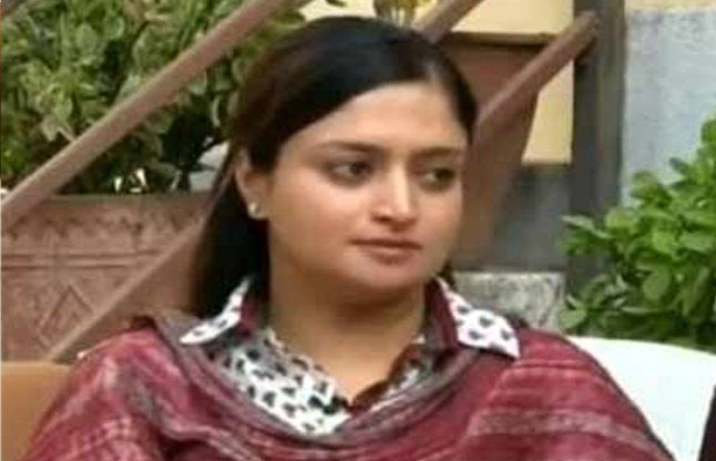 Ahmedabad news गुजरात के सांसदों में ज्यादा सोना पूनम के पास