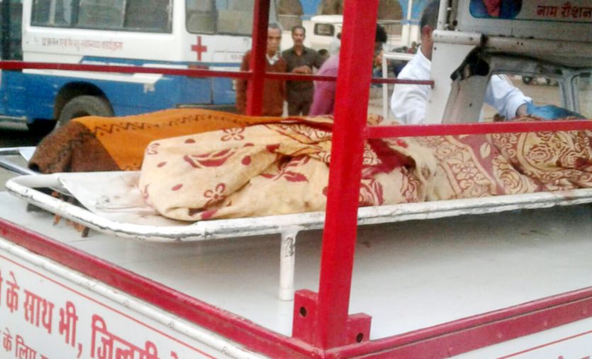 vidisha रात में खिलाया था खाना, सुबह खुदकुशी से हताश होकर जान दी