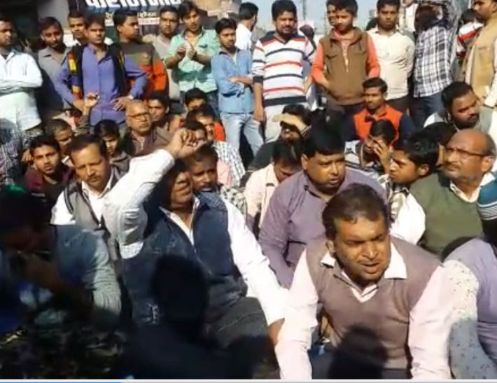 bahraich यहां पुलिस के खिलाफ भड़का व्यापारियों में आक्रोश!