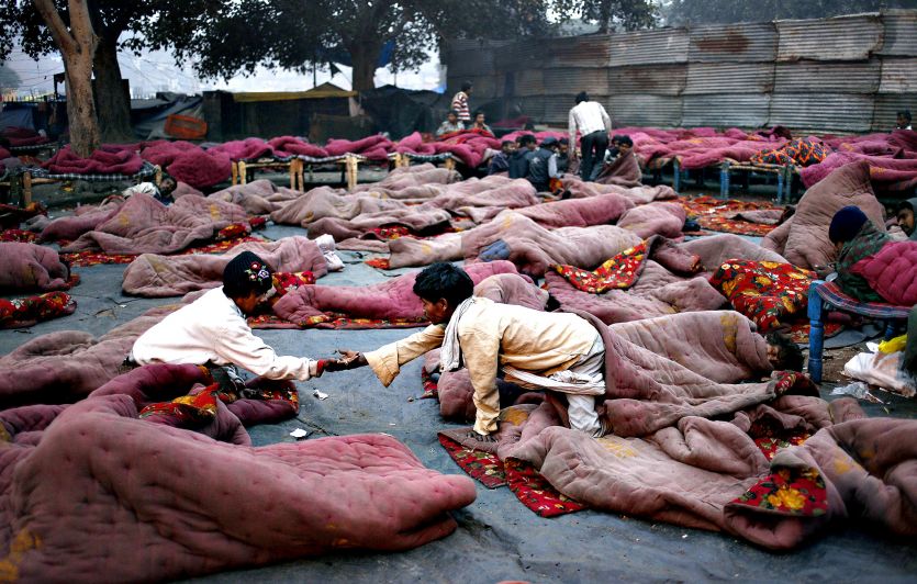 blanket इस जिले के गरीबों को ठंड से बचाने के लिये शासन ने किये ये उपाय