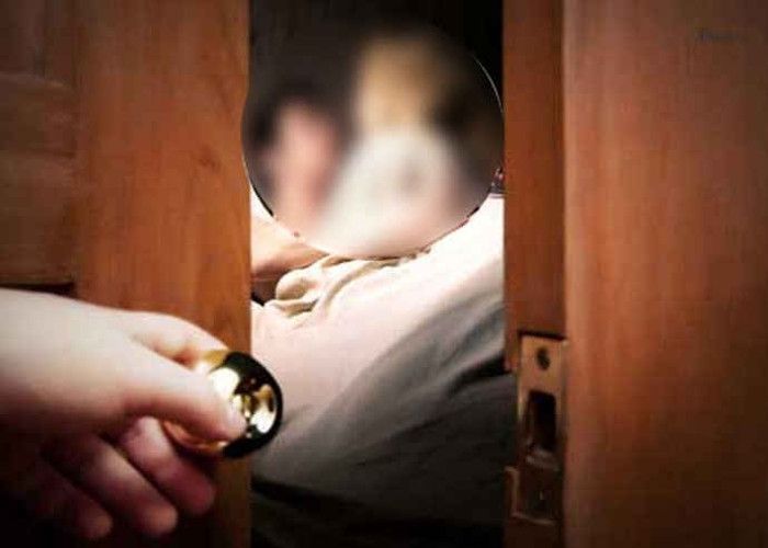 illegal relationship मामा की बहू पर थी भांजे की नजर, चेतावनी के बाद भी नहीं सुधरा तो ये हुआ अंजाम