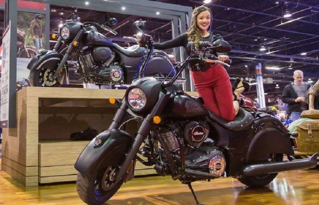indian chieftain dark horse भारत में लॉन्च हुई ये खास अमरीकन बाइक, कीमत और फीचर्स कर देंगे हैरान
