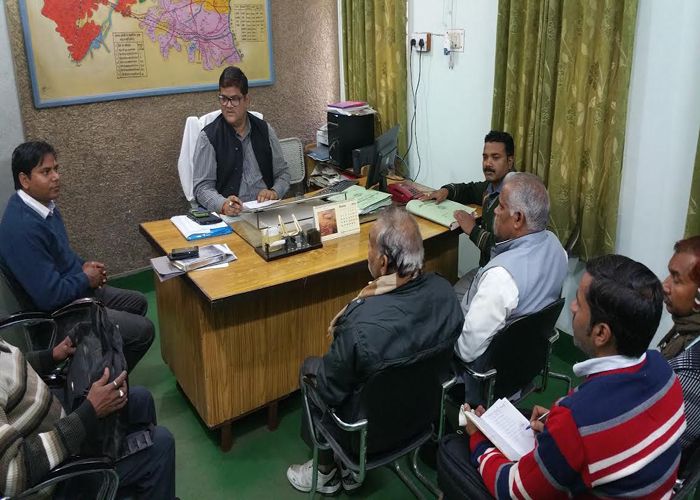 Farmer नोटबंदी में किसानों को आरबीआई ने दी बड़ी राहत, यहां चलेंगे किसानों के 500 के पुराने नोट