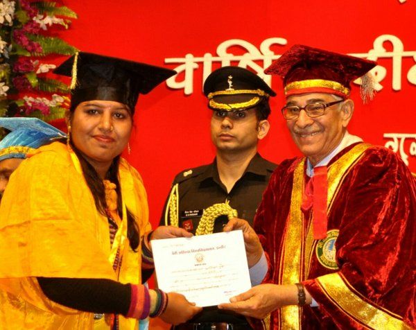 khandwa गोल्ड मेडलिस्ट प्रतिभा ने कहा- संस्कृत में रूझान बढ़ाने का करूंगी प्रयास
