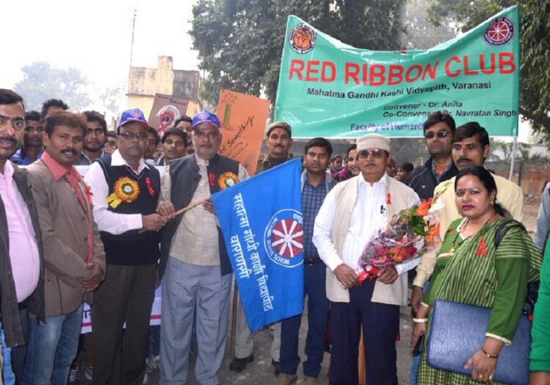 Awareness rally विश्व एड्स दिवस: छात्रों ने रैली के निकाल किया जागरूक