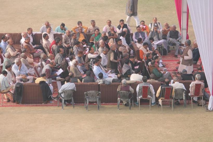 rss meeting आरएसएस अापसे पूछेगी, नोटबंदी से खुश हैं या नाराज