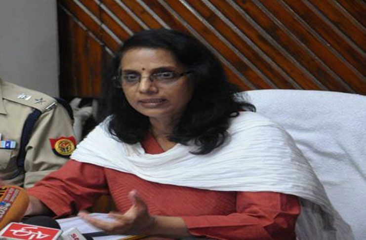 Sandhya Tiwari कलक्ट्रेट परिसर ने खोली सफाई की पोल, भड़की डीएम