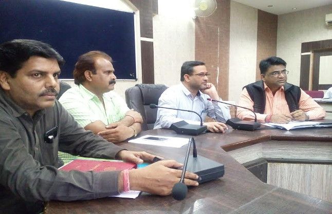 Formed a special team to sanitation सफाई व्यवस्था के लिए विशेष टीम गठित