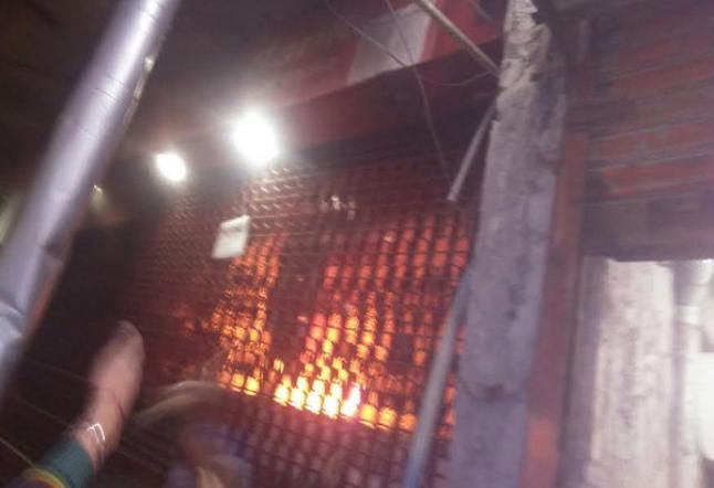fire at bank बैंक में लगी आग, लाखों रुपये जलने का अनुमान