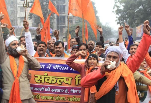 shivsena बाबरी: 'मंदिर वहीं बनाएंगे पर तारीख कब बताएंगे'