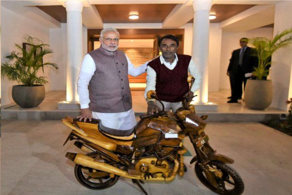 modi ki bike