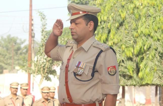 SSP ghaziabad Deepak kumar इस SSP की वर्किंग के फैन हुए शहर के लोग, आप भी पढ़ें
