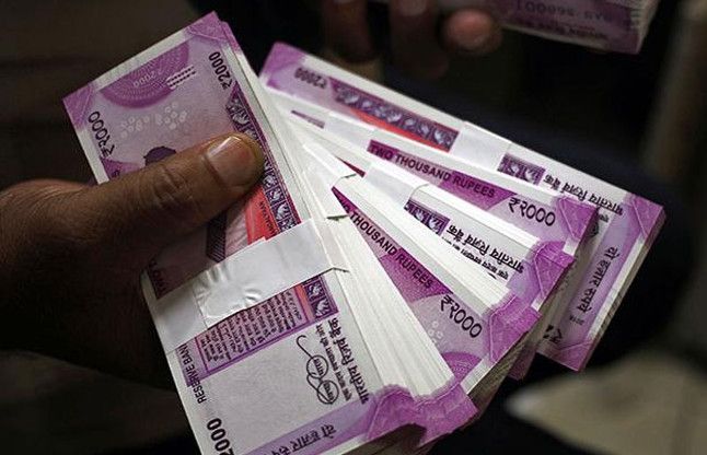New Note महाराष्ट्र में पकड़े गए डेढ़ करोड़ के नकली नए नोट, 11 गिरफ्तार
