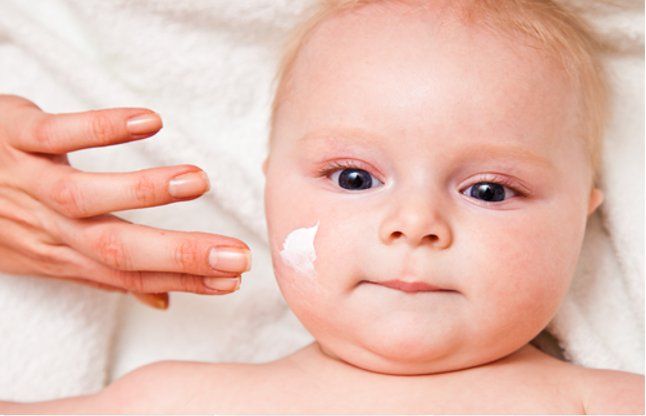 Baby सर्दियों में ऐसे करें अपने बच्चे की देखभाल, मिलेगा फायदा