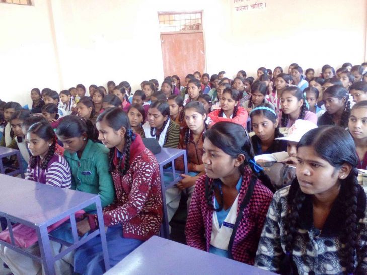 raisen 'मुश्किलों से डरो नहीं, डट कर करो मुकाबलाÓ
