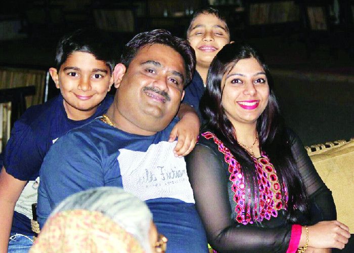 grover family माइनिंग कारोबारी की पत्नी बच्चों सहित लापता, पुलिस को भेजा 12 पन्नों का सुसाइड नोट