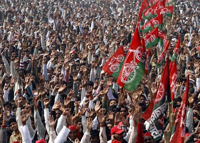 Samajwadi Party गायब हुए सपा प्रत्याशी, प्रत्याशियों को टिकट कटने का डर