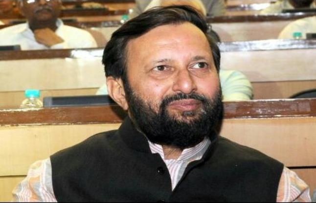 Prakash Javadekar विश्वविद्यालयों में शिक्षकों के खाली पद गंभीर मामला : जावड़ेकर