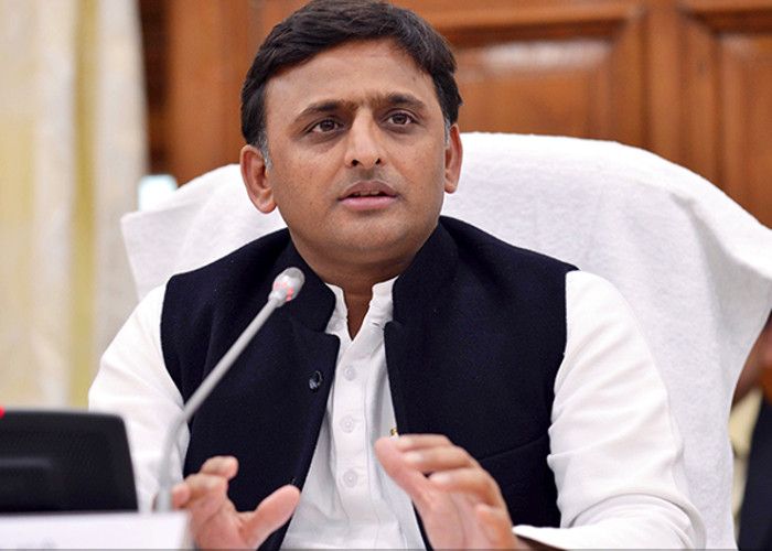 Akhilesh Yadav अब यूपी में क्या होगा, क्या कहता है संविधान