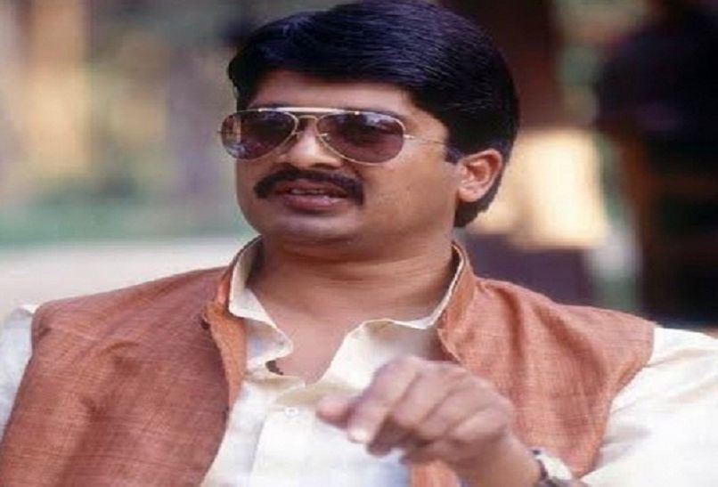 Raja Bhaiya supporter resign राजा भइया के करीबी सपा नेताओं का अखिलेश के समर्थन में इस्तीफा