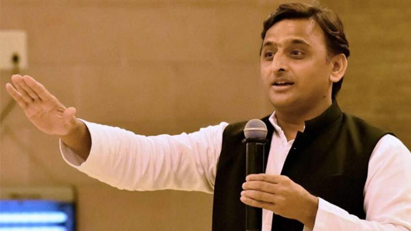 akhilesh yadav EXCLUSIVE: अखिलेश का 'RAJ' फॉर्मूला मुलायम को कर देगा पस्त