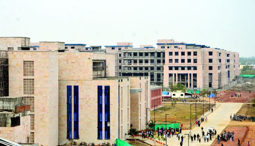 AIIMS Bhopal AIIMS, Health, Health News updates, m एम्स में पीजी पाठ्यक्रम शुरू, मेडिकल छात्रों ने दी दस्तक